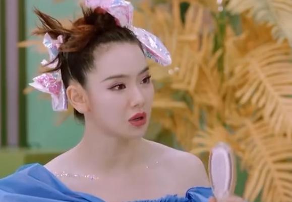 娱乐明星在家化妆吗,揭秘在家化妆的明星日常