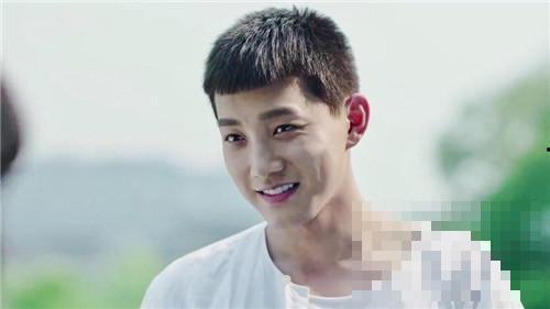 明星女主小说完结,女主逆袭之路