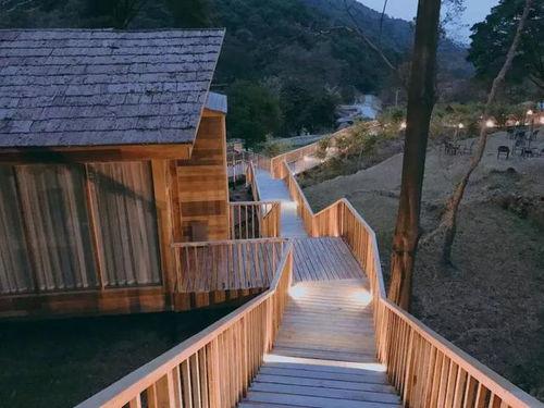 什么是网红小木屋呢,揭秘网络红人的田园生活新趋势