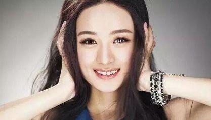 女骇为火冒充明星,揭秘神秘火冒充背后的传奇故事