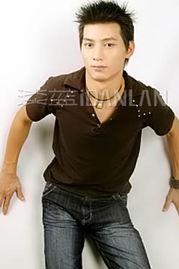 淡蓝 明星,闪耀在彩虹之下的璀璨星辰