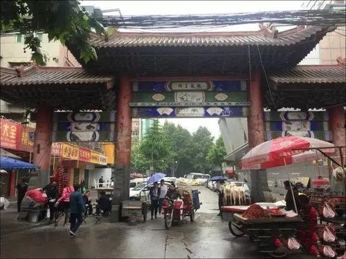 天水老街吃瓜,品味传统吃瓜文化