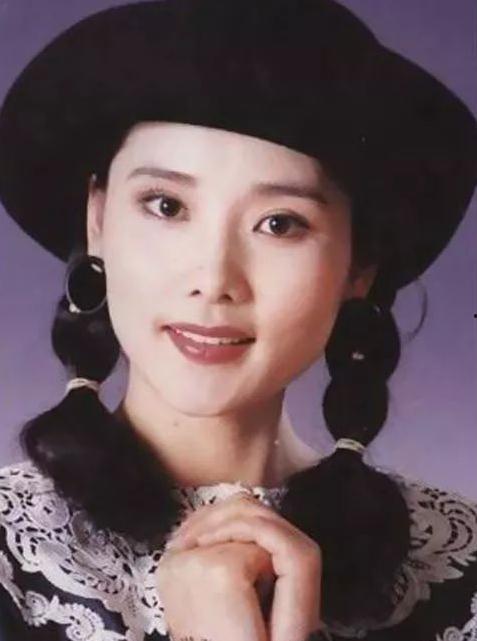 姨太太娱乐圈爆料,姨太太爆料背后的真相与内幕